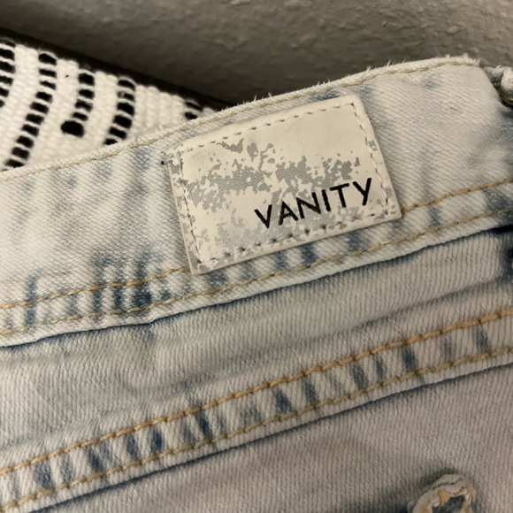 Premium Vanity Collection Juniors Shorty Shorts with Decorative Back Pockets - Picture 6 of 13